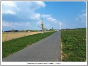 Der Glück Auf Park in Gelsenkirchen-Hassel im April 2021