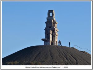 Die Halde Rheinelbe in Gelsenkirchen Ückendorf im November 2020
