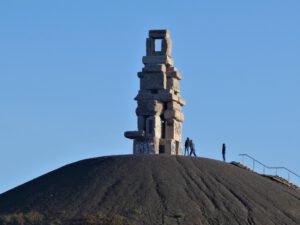 Die Halde Rheinelbe in Gelsenkirchen Ückendorf im November 2020