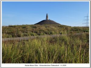 Die Halde Rheinelbe in Gelsenkirchen Ückendorf im November 2020