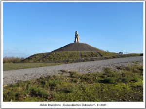 Die Halde Rheinelbe in Gelsenkirchen Ückendorf im November 2020