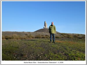 Die Halde Rheinelbe in Gelsenkirchen Ückendorf im November 2020