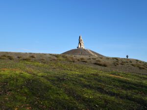 Die Halde Rheinelbe in Gelsenkirchen Ückendorf im November 2020