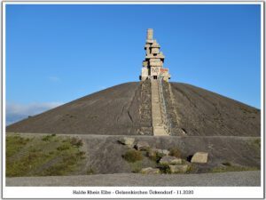Die Halde Rheinelbe in Gelsenkirchen Ückendorf im November 2020
