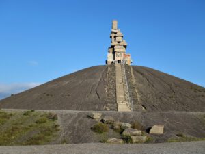 Die Halde Rheinelbe in Gelsenkirchen Ückendorf im November 2020