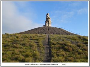 Die Halde Rheinelbe in Gelsenkirchen Ückendorf im November 2020