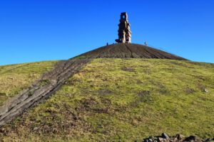 Die Halde Rheinelbe in Gelsenkirchen Ückendorf im Oktober 2022
