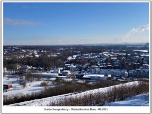 Winter auf der Halde Rungenberg in Gelsenkirchen Buer im Februar 2021