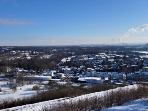 Winter auf der Halde Rungenberg in Gelsenkirchen Buer im Februar 2021