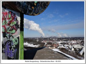 Winter auf der Halde Rungenberg in Gelsenkirchen Buer im Februar 2021