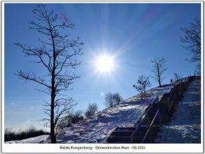 Winter auf der Halde Rungenberg in Gelsenkirchen Buer im Februar 2021