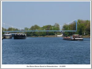 Der Rhein-Herne-Kanal bei Gelsenkirchen im April 2020