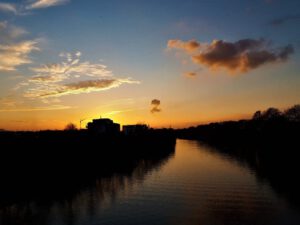 Der Rhein-Herne-Kanal bei Gelsenkirchen im November 2020
