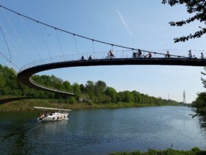 Der Rhein-Herne-Kanal bei Gelsenkirchen im April 2019
