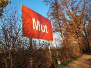 Der Rhein-Herne-Kanal bei Gelsenkirchen im November 2020