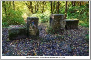 Skulpturen-Wald Halde Rheinelbe in Gelsenkirchen im Oktober 2021