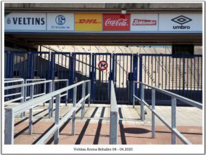 Die Veltins Arena - Die Heimat von Schalke 04 im April 2020