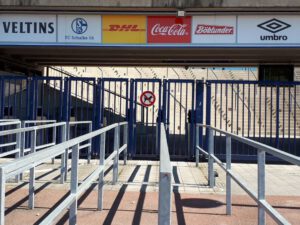 Die Veltins Arena - Die Heimat von Schalke 04 im April 2020