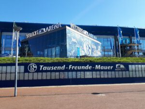 Die Veltins Arena - Die Heimat von Schalke 04 im April 2020