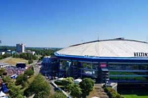 Die Veltins Arena - Die Heimat von Schalke 04 im Juli 2022