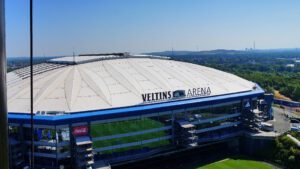 Die Veltins Arena - Die Heimat von Schalke 04 im Juli 2022