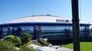 Die Veltins Arena - Die Heimat von Schalke 04 im Juli 2022