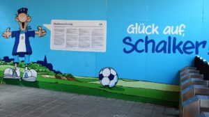 Die Veltins Arena - Die Heimat von Schalke 04 im Juli 2022